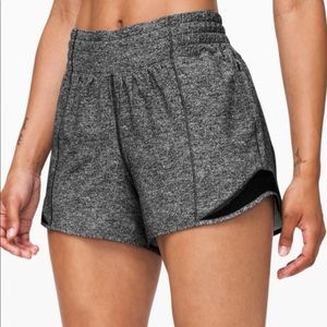 Lululemon Hotty Hot HR shorts